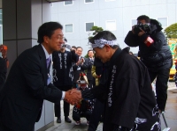 s-米澤市長（左）を表敬訪問.jpg